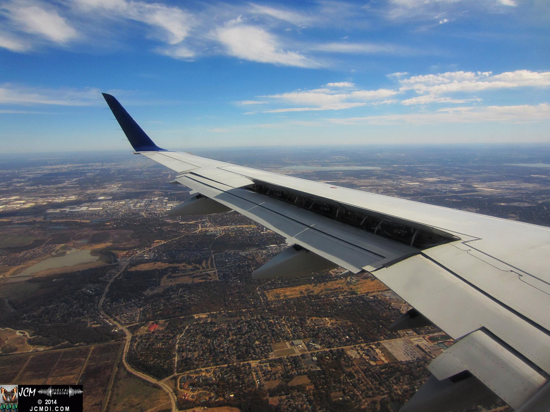 LAX-DFW flight views DFW approach spoiler up